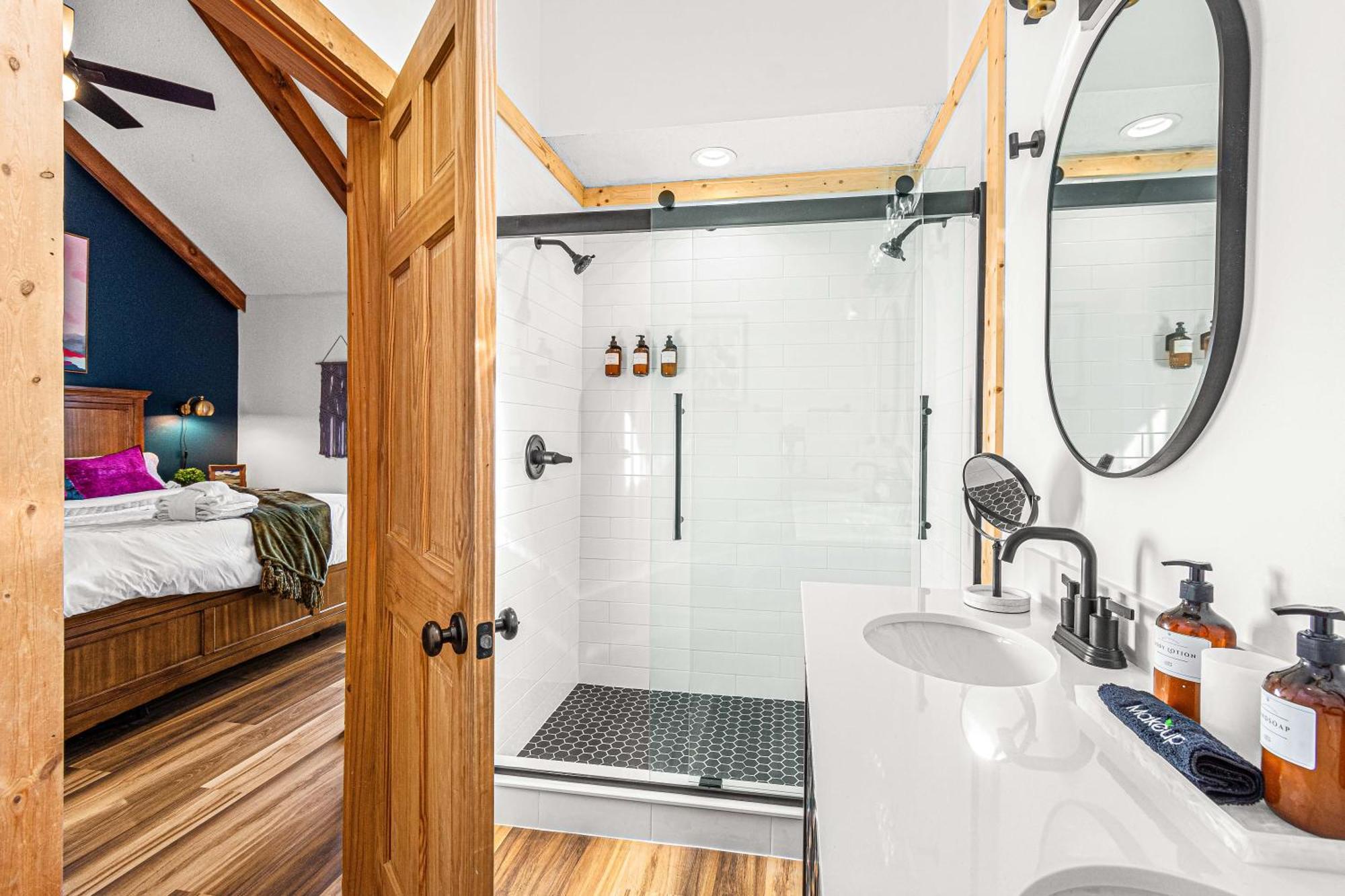 The Family Stone Luxe Sleeps 12 Hot Tub Dogfriendly Dollywood Hébergement de vacances *