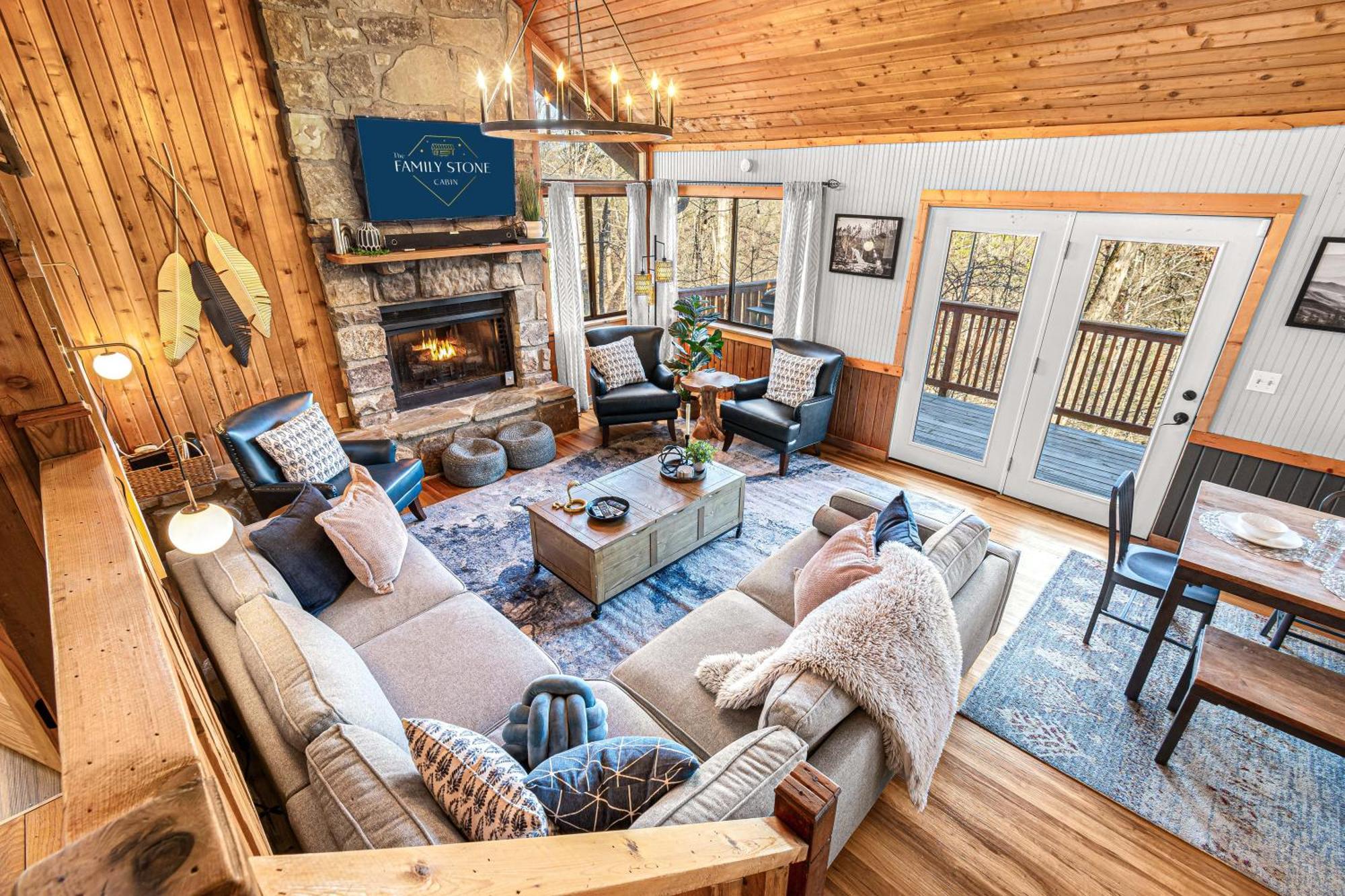 Hébergement de vacances The Family Stone Luxe Sleeps 12 Hot Tub Dogfriendly Dollywood Pigeon Forge