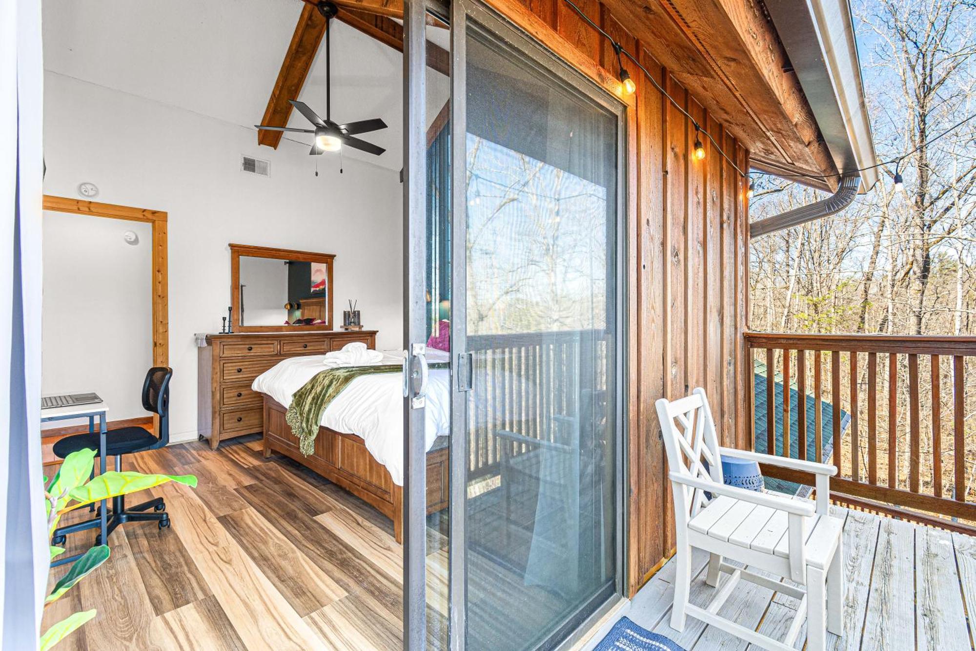 The Family Stone Luxe Sleeps 12 Hot Tub Dogfriendly Dollywood Hébergement de vacances Pigeon Forge